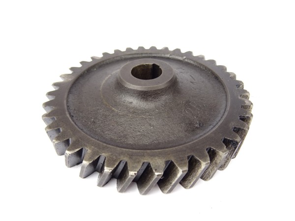 Antriebsrad Zahnrad für Motorölpumpe Motor D9532 M180 vom MAN 2L3 Traktor