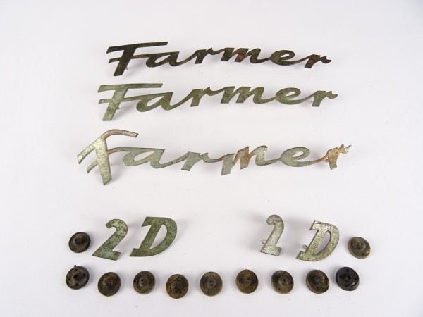 2 x Schriftzug " Farmer 2 " für Motorhaube vom Fendt Farmer 2 Traktor