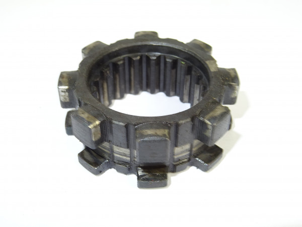 Schaltmuffe 012 100 080 020 für Schaltgetriebe vom Fendt Fix 16 Traktor