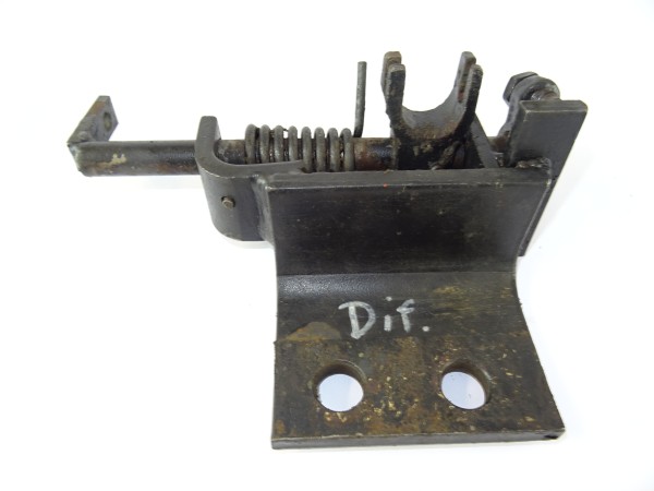 Schaltwelle Feder für Differential vom Case IH IHC 844 XL Traktor