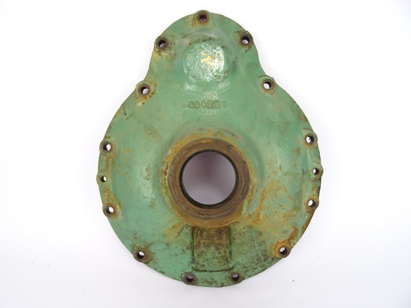 Vorgelegedeckel für Achstrichter ZF A8/6H Getriebe vom MAN 2L3 Traktor