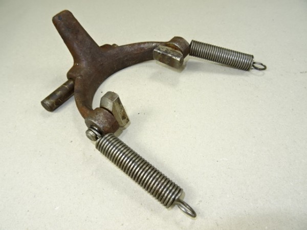 Schaltbügel Zugfeder für Differentialsperre für Hela Lanz Aulendorf D218 D225 D230 Traktor