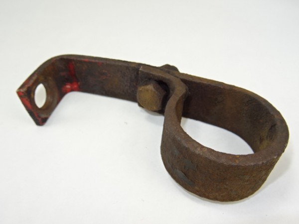 Rohrhalter Halterung Auspuff für Porsche Diesel AP18 AP22 Traktor