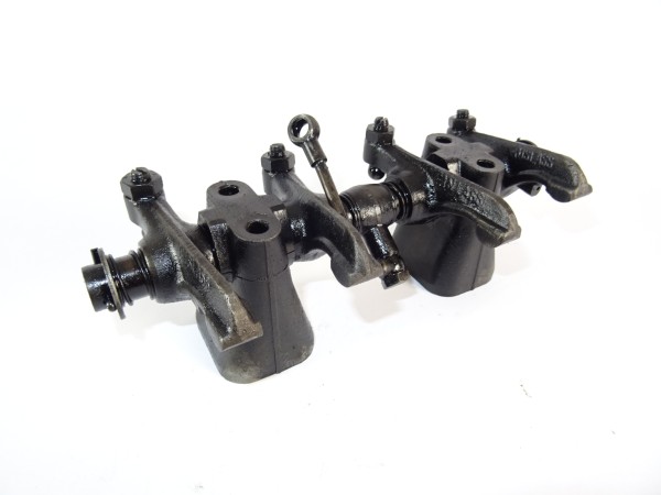 Kipphebelbock Kipphebel für D14 Motor von Hanomag R217 S Traktor