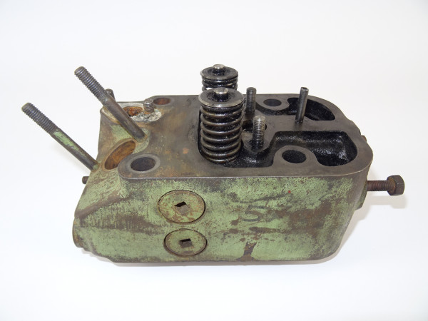 Zylinderkopf (ohne risse) MWM Motor KD211 Z von Fendt Fix 2 Traktor