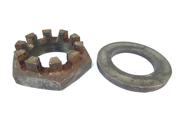 Kronenmutter M42x1,5 für Hinterachswelle ZF A15 Getriebe vom Fahr D25 Traktor