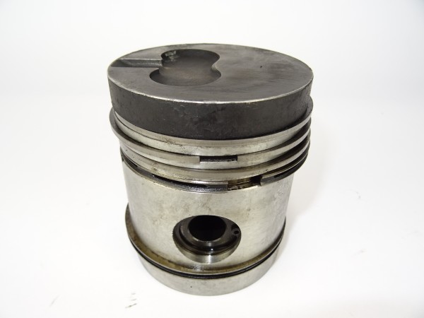Kolben (Ø84,037mm) für OE 138 Motor vom Kramer 350 450 Export Traktor