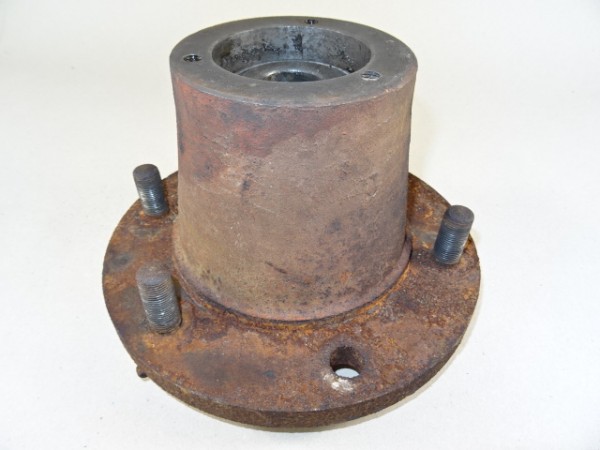 Vorderachsnabe Radnabe für Hanomag R40 R45 Traktor