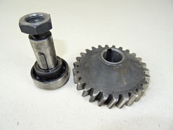 Zwischenrad für AZ und AE Motor für Hela Lanz Aulendorf D218 D225 Traktor