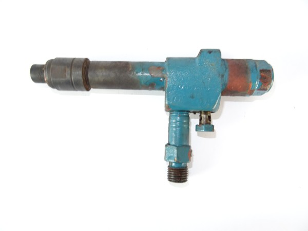 Einspritzventil (nicht geprüft) Düsenstock D14 Motor von Hanomag R217 S Traktor