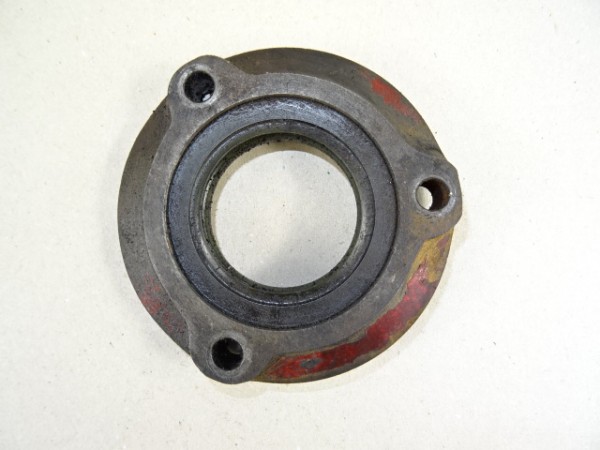 Lagerdeckel für MWM AKD 311 Z Motor vom Fendt GT 220 Geräteträger Traktor