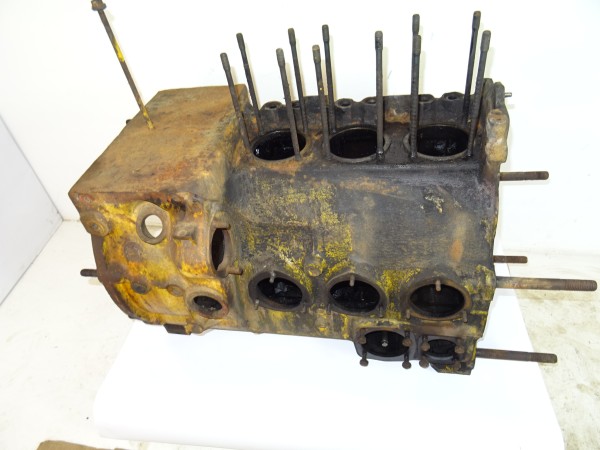 Motorblock Kurbelgehäuse 03 011 01 06 vom Porsche Diesel 308 Super B Traktor
