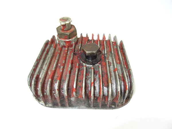 Zylinderkopfhaube Ventildeckel für Güldner 3LKN Motor von Fahr D133 N Traktor