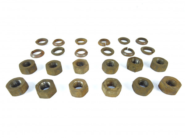 12 x Radmuttern M18x2,5 SW27mm und Federring konisch vom hinten Fendt Dieselross F12 Traktor
