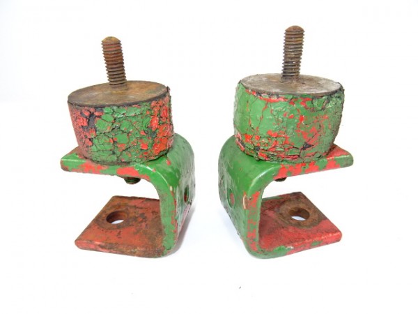 Dämpfer für Kühler Güldner 2D15 / D215 Motor vom Fahr D17 Traktor