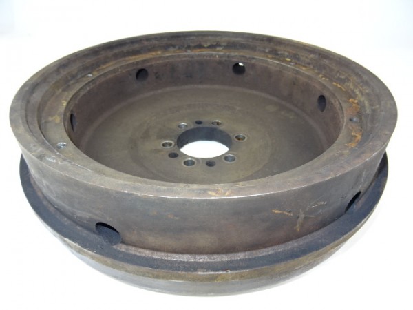 Schwungrad für D301 R1 Motor vom Hanomag Perfekt 400 Traktor