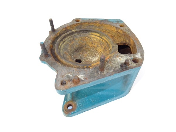 Zwischenplatte für Wasserpumpe D14 Motor von Hanomag R217 S Traktor