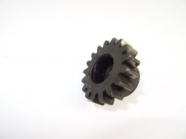 Antriebsrad Z=17 für Hydraulikpumpe vom Porsche Diesel 308 N Traktor