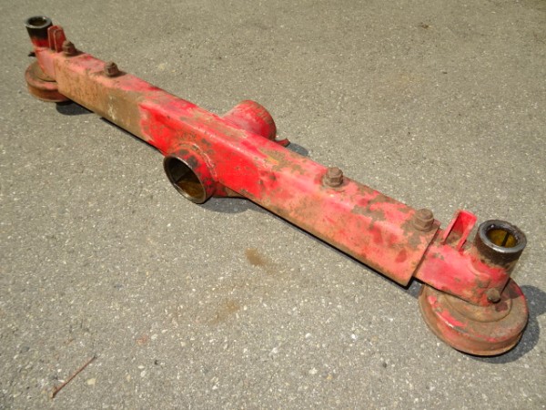 Mittelachsbrücke Vorderachse Achsträger vom Porsche Diesel 218 Traktor