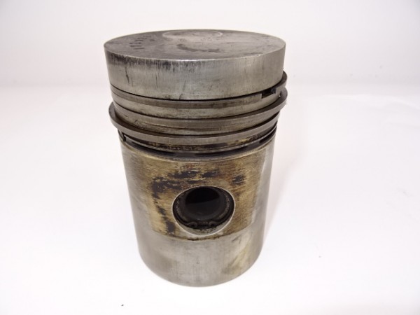 Kolben (Ø ca. 84,90 mm) für Güldner 2D15 / D215 Motor vom Fahr D17 Traktor Schlepper