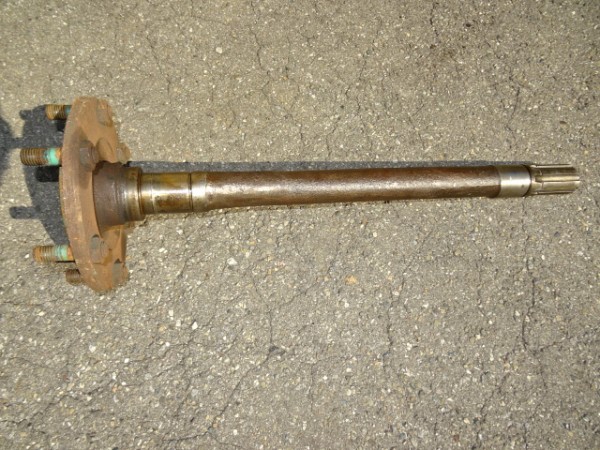 Steckachse Hinterachse Radnabe links für Kramer KB17 Traktor KB 17