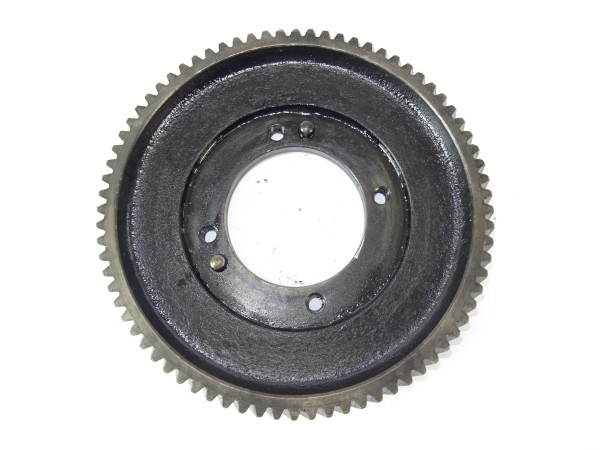 Stirnrad Zahnrad für Nockenwelle 2D15 Motor vom Güldner AF15 Traktor