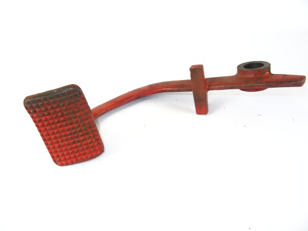 Hauptbremspedal Bremspedal 2932301 für Bremsen vom Fahr D133 N Traktor