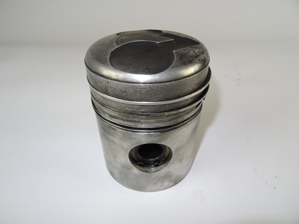 Kolben (Ø95mm) für F2L812 Motor von Deutz D30 Traktor