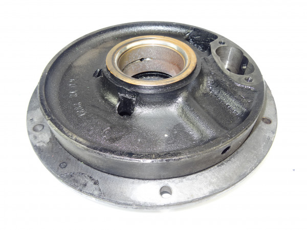 Lagerdeckel für Kurbelwelle MWM Motor KD12E Fendt Dieselross F12 GH Traktor