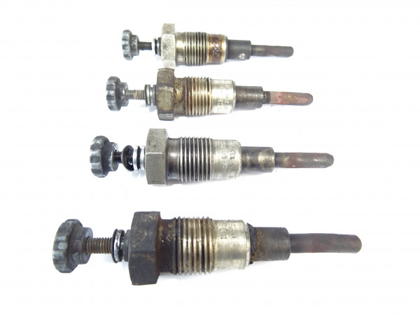 4 x Glühkerze (nicht geprüft) Bosch 0250200014 10,5V für F4L712 Motor von Deutz D50.1 S D50 Tr