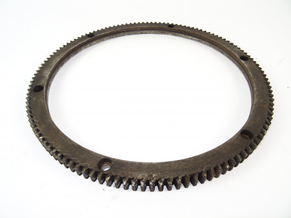 Zahnkranz (Ø378/326mm) für Anlasser F2L812 Motor von Deutz D30 Traktor