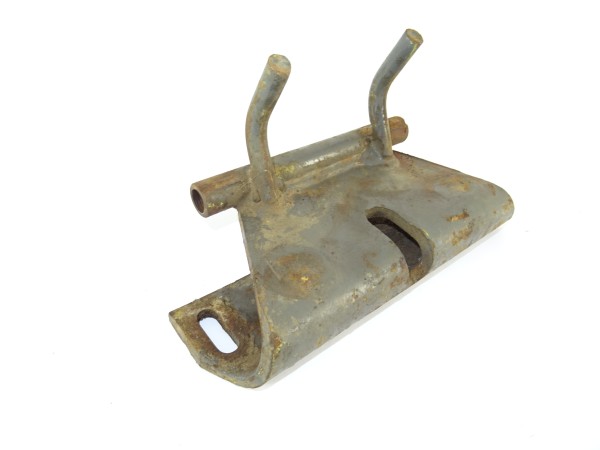 1x Halter für Motorhaube von Fendt Farmer 104 S 104S Traktor