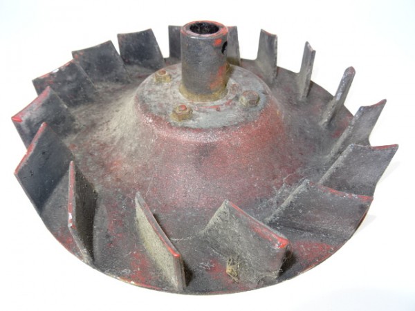 Gebläserad (Ø210mm) 20 073 10 00 des Porsche Diesel 217 Traktor