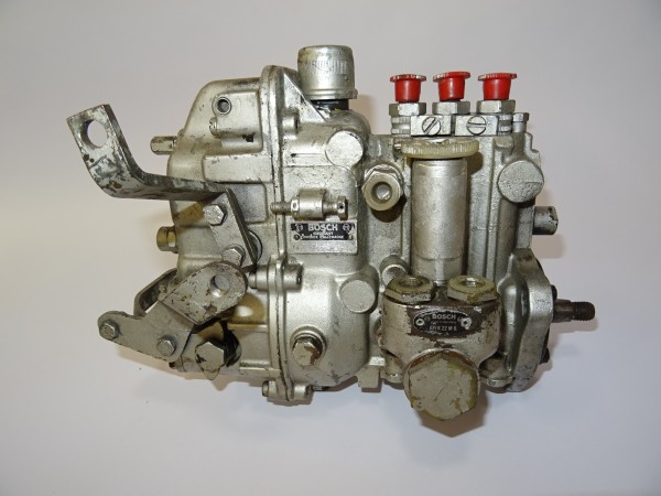 Einspritzpumpe von Bosch PES3M 60A420/3 RS34 für Traktor