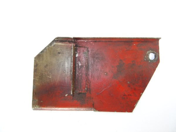 Seitliches Leitblech Luftleitblech für Zylinder Güldner 3LKN Motor von Fahr D133 N Traktor