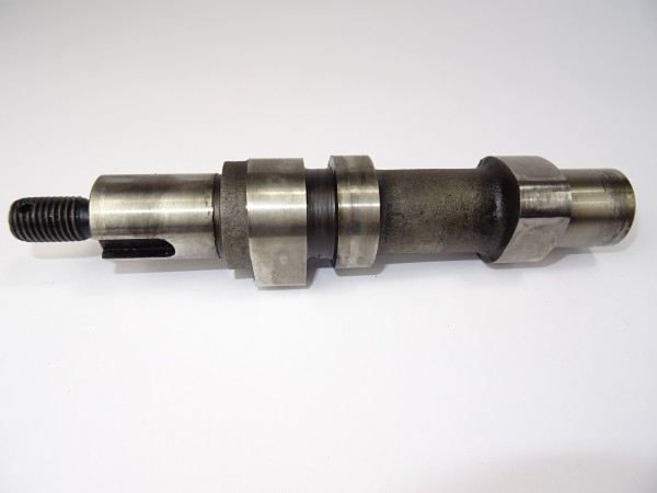 Nockenwelle für Güldner 1DA Motor vom Fahr D12 N Traktor