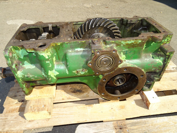 Schaltgetriebe Getriebe vom Fendt Dieselross F15 G Traktor