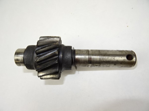 Antriebswelle vom Gebläserad für Porsche Diesel 219 329 Traktor