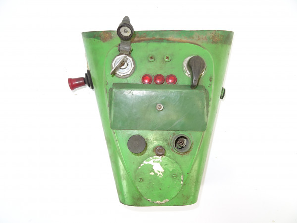 Cockpit Armaturenblech (nicht geprüft) Zündschloss für Deutz D30 Traktor