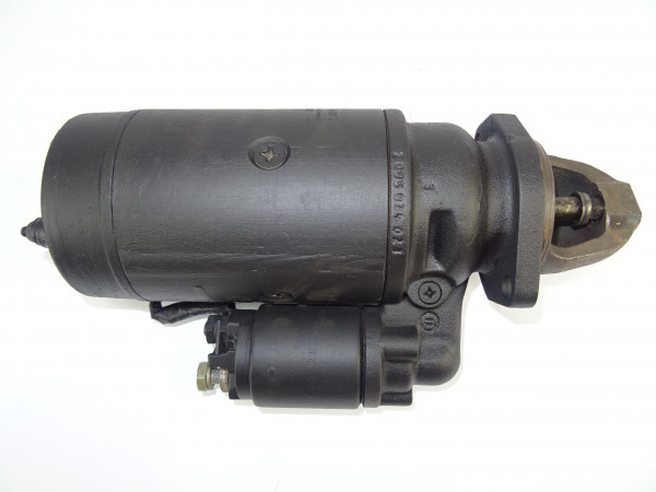 Anlasser Starter von Bosch 0 001 367 005 für Traktor Schlepper Oldtimer