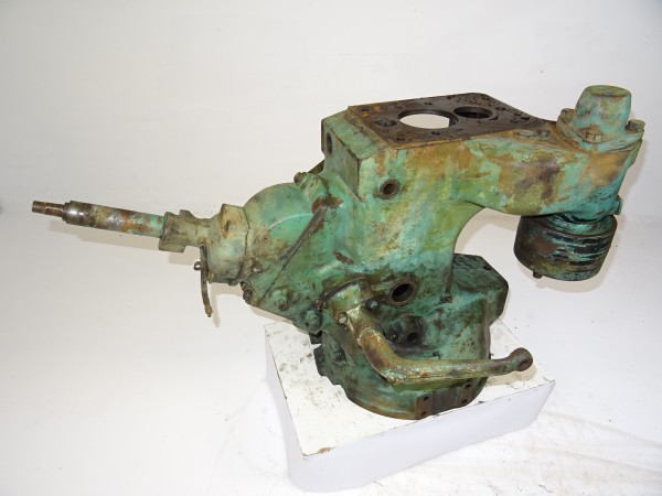 Lenkgetriebe Kupplungsglocke vom Kramer 350 450 Export Traktor