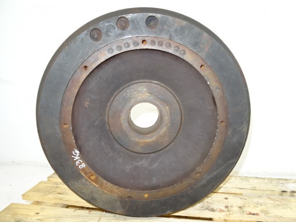Schwungrad Schwungmasse 2BN78-1YZ vom Güldner Motor 2BN Traktor