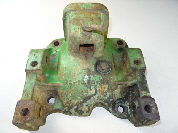 Hinterachsdeckel Achsdeckel vom Bautz AS 120 Traktor