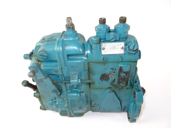 Einspritzpumpe von Bosch PES2A 60B LS121/11 von D14 Motor für Hanomag R217 S Traktor