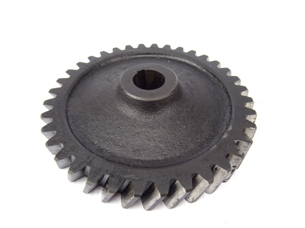 Antriebsrad Zahnrad für Motorölpumpe Motor D9532 M180 vom MAN 2L3 Traktor Schlepper