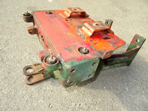 Vorderachsbock vom Hela Lanz Aulendorf D218 Traktor
