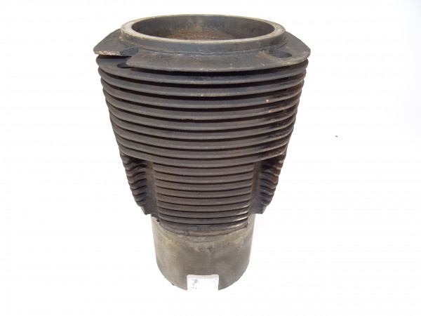 Zylinder (Ø ca. 98,60mm) vom Porsche Diesel 319 329 Traktor