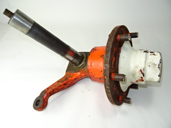 Achsschenkel Radnabe links vom Renault Master 2 R78 Traktor