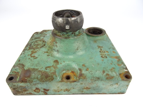 Gehäusedeckel für Schalthebel ZF A8/6H Getriebe vom MAN 2L3 Traktor