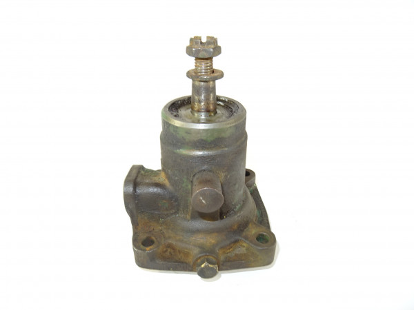 Wasserpumpe (nicht geprüft) von MWM Motor KD211Z vom Hela D218 Traktor